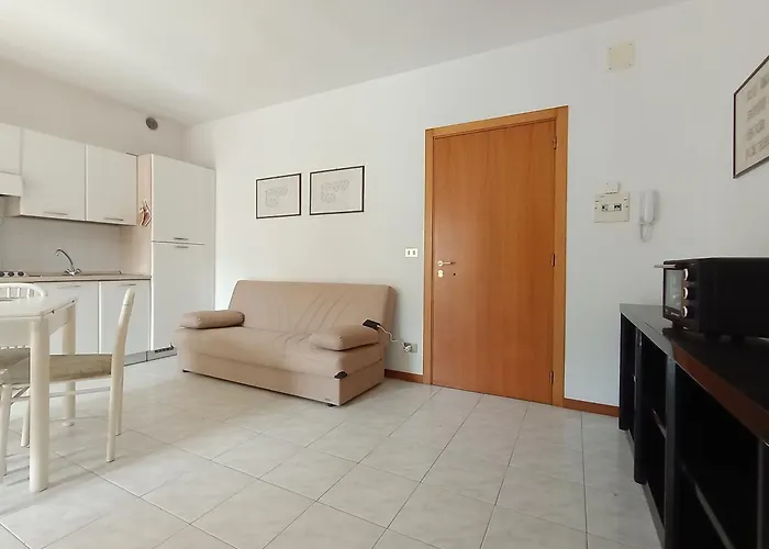 Nelly House - Con Piscina E Posto Auto Al Coperto Tortoreto